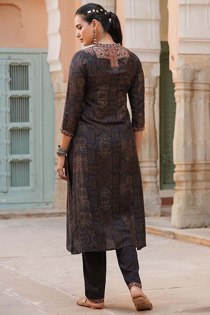 Dark Brown Embroidered Kurta Set by Scakhi Luxe at Pernia's Pop Up Shop