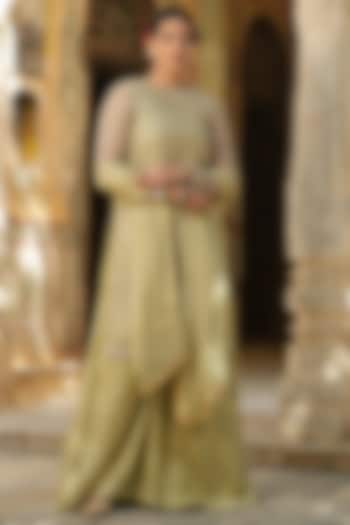 Pista Green Embellished Kurta Set by Scakhi Luxe at Pernia's Pop Up Shop