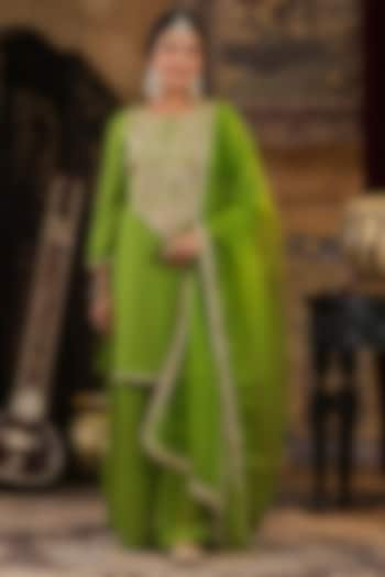 Green Georgette Gota Patti Embroidered Kurta Set by Scakhi at Pernia's Pop Up Shop