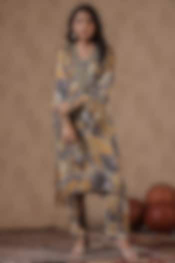 Mustard Satin Paisley Printed Asymmetric Kurta Set by Scakhi Luxe at Pernia's Pop Up Shop