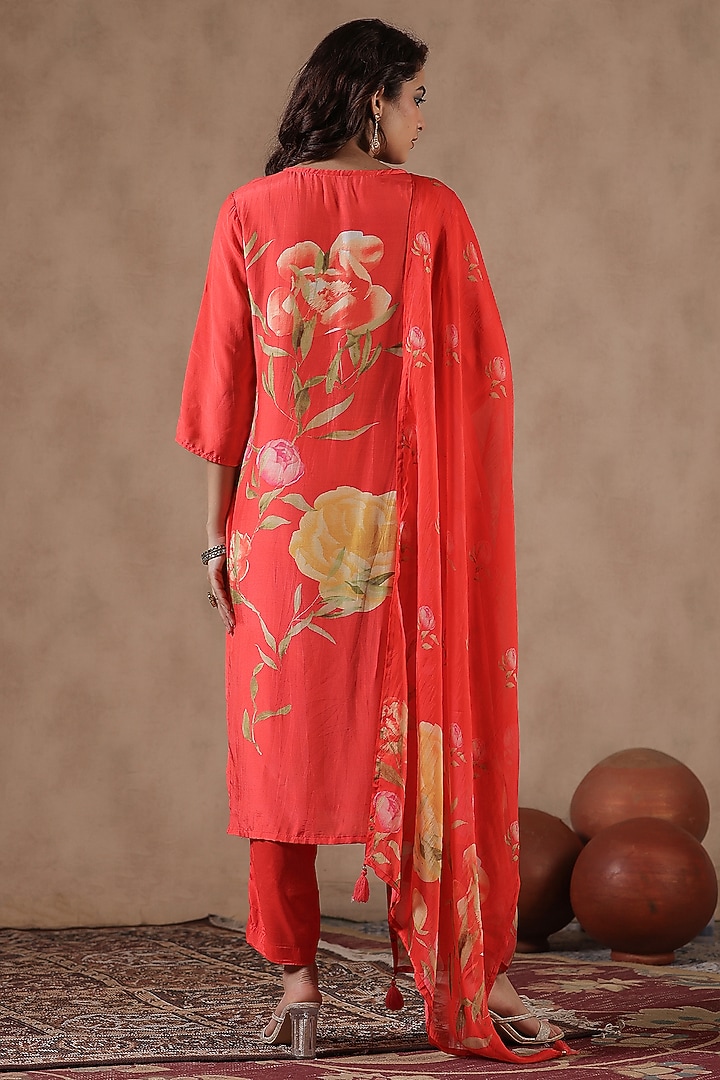 Orange Muslin Silk Placement Floral Printed Kurta Set by Scakhi Luxe at Pernia's Pop Up Shop