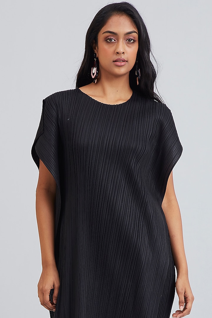 Black Asymmetrical Shift Dress by Scarlet Sage at Pernia's Pop Up Shop 2026