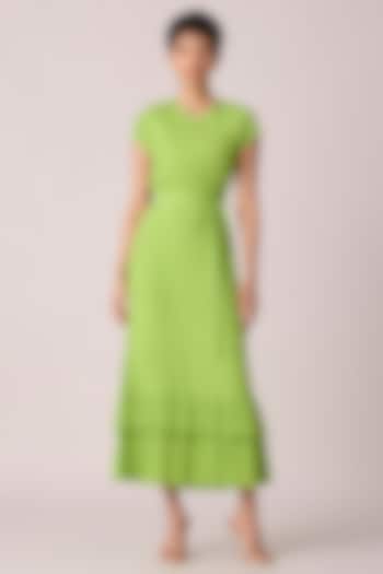 Bright Green Polyester Midi Dress With Belt by Scarlet Sage
