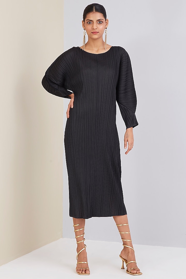 Black Shift Summer Dress by Scarlet Sage at Pernia's Pop Up Shop