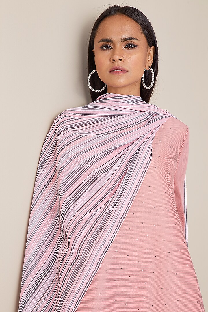 Pink Fit & Flare Kurta Set by Scarlet Sage at Pernia's Pop Up Shop