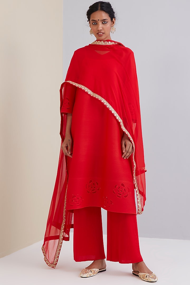 Red Embellished Kurta Set by Scarlet Sage at Pernia's Pop Up Shop