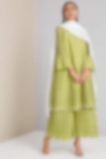 Peridot Green Embellished Kurta Set by Scarlet Sage at Pernia's Pop Up Shop