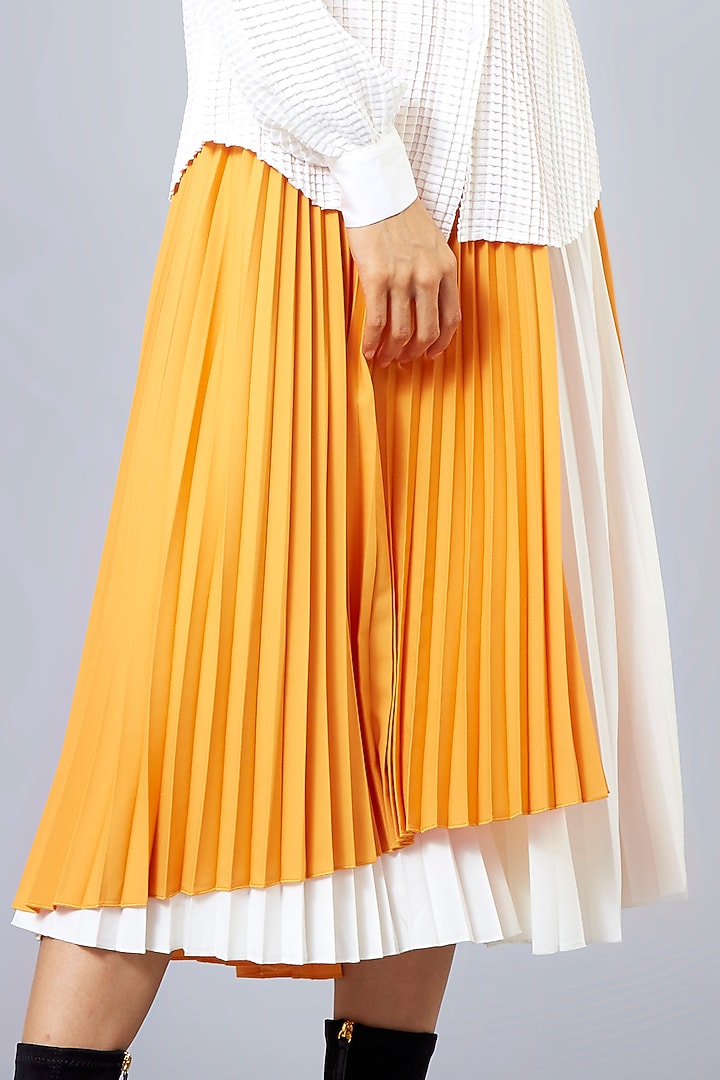 Yellow & Off White Pleated Layered Skirt by Scarlet Sage at Pernia's Pop Up Shop