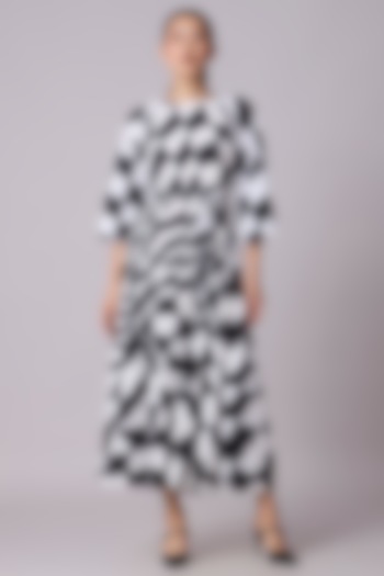 Black & White Polyester Checkered Printed Maxi A-Line Summer Dress by Scarlet Sage at Pernia's Pop Up Shop