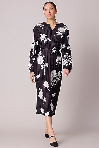 Black Polyester Floral Printed Dress by Scarlet Sage