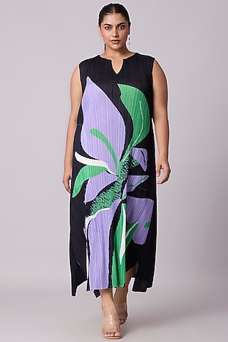 Black Polyester Floral Printed A-Line Dress by Scarlet Sage