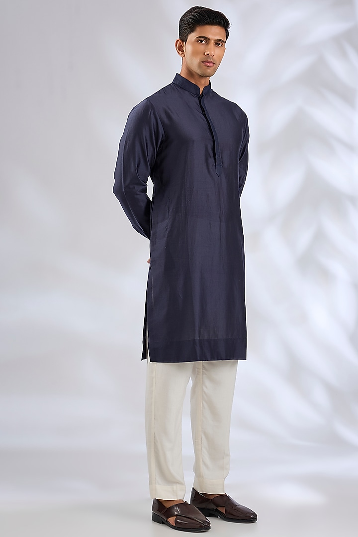 Blue Silk Bundi Jacket Set by Samant Chauhan Men at Pernia's Pop Up Shop
