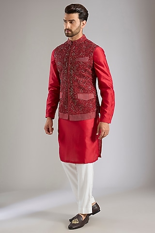 Red Silk Bundi Jacket Set by Samant Chauhan Men