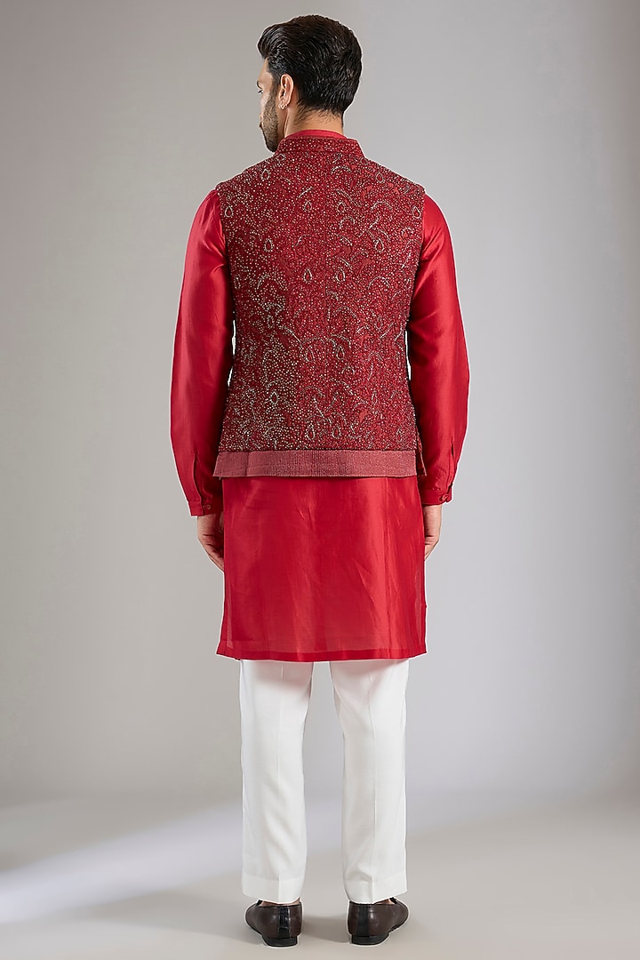 Red Silk Bundi Jacket Set by Samant Chauhan Men at Pernia's Pop Up Shop