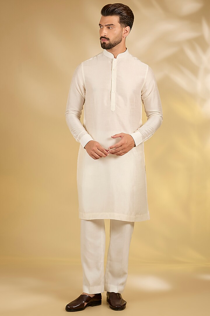 Ivory Silk Groom Sherwani Set by Samant Chauhan Men at Pernia's Pop Up Shop