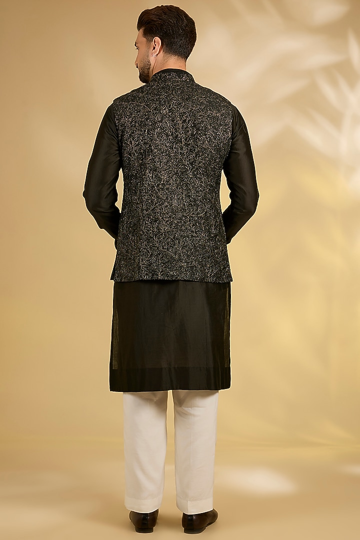Black Silk Bundi Jacket Set by Samant Chauhan Men at Pernia's Pop Up Shop