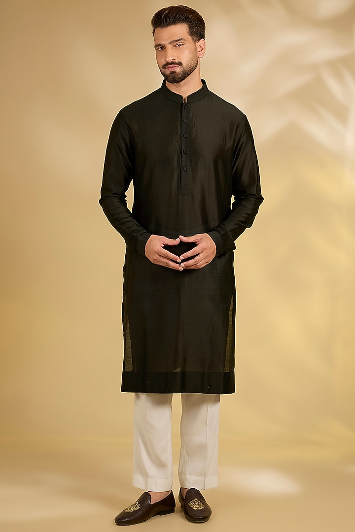 Black Silk Bundi Jacket Set by Samant Chauhan Men at Pernia's Pop Up Shop