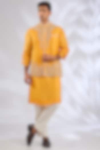 Yellow Silk Bundi Jacket Set by Samant Chauhan Men at Pernia's Pop Up Shop