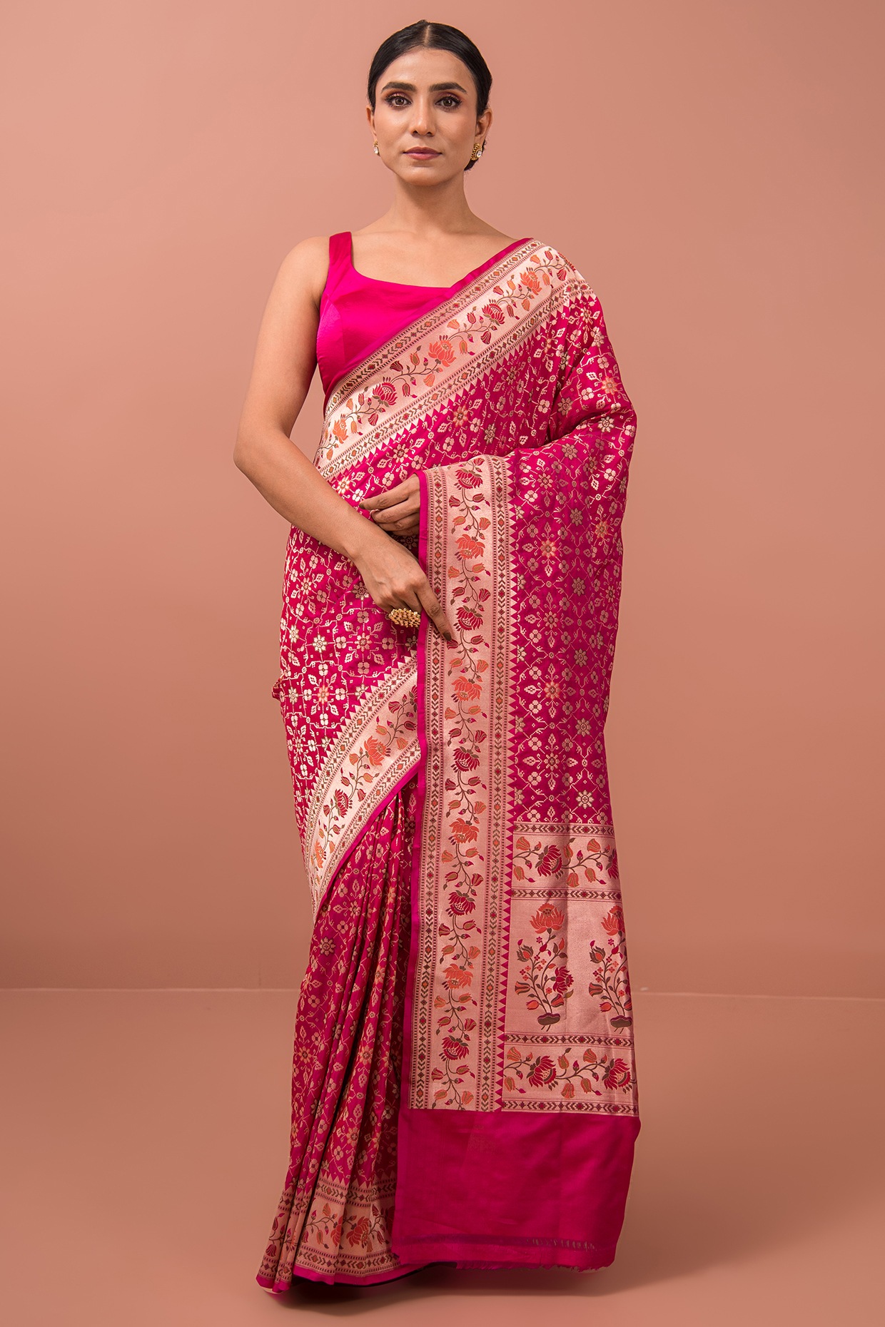 Elaborate Baby Pink Banarasi Silk Saree With Symmetrical Blouse Piece –  LajreeDesigner