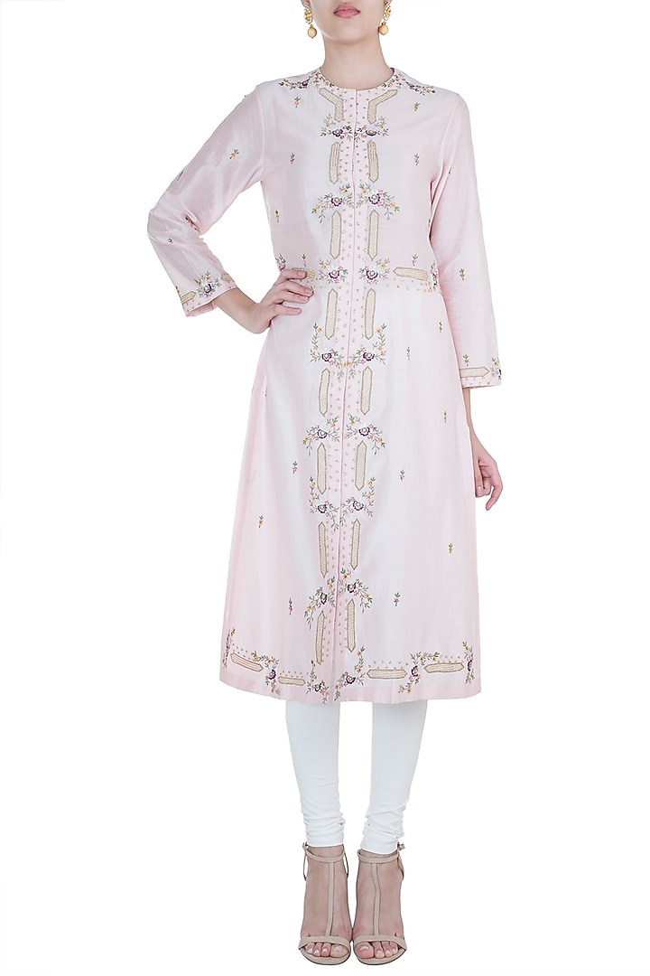Pink Embroidered Kurta by Samant Chauhan at Pernia's Pop Up Shop