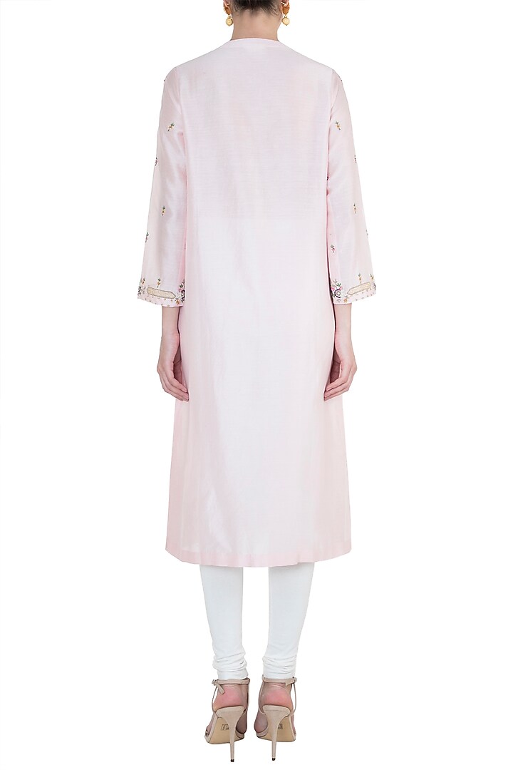 Pink Embroidered Kurta by Samant Chauhan at Pernia's Pop Up Shop