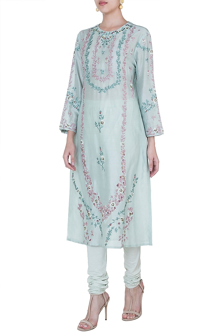 Green Embroidered Kurta by Samant Chauhan at Pernia's Pop Up Shop