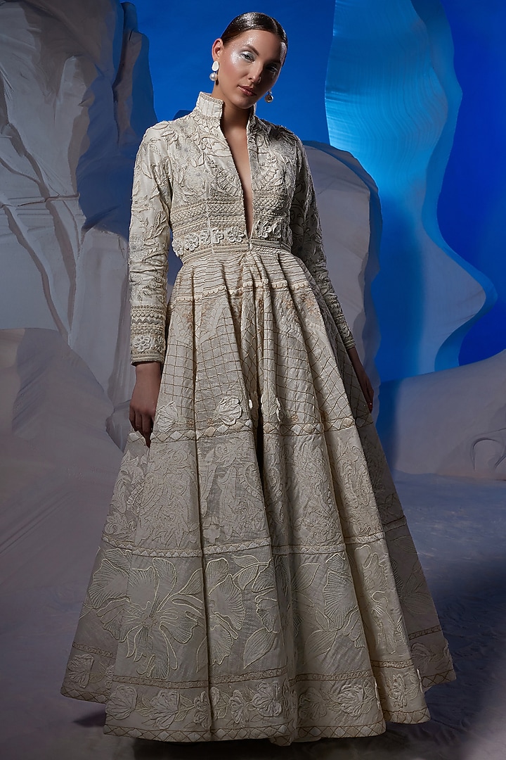 Ivory Linen Silk & Fine Cotton Bridal Gown by Samant Chauhan at Pernia's Pop Up Shop