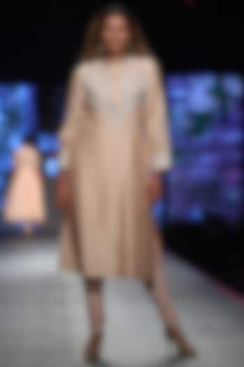 Peach Embroidered Kurta With Churidar Pants by Samant Chauhan at Pernia's Pop Up Shop