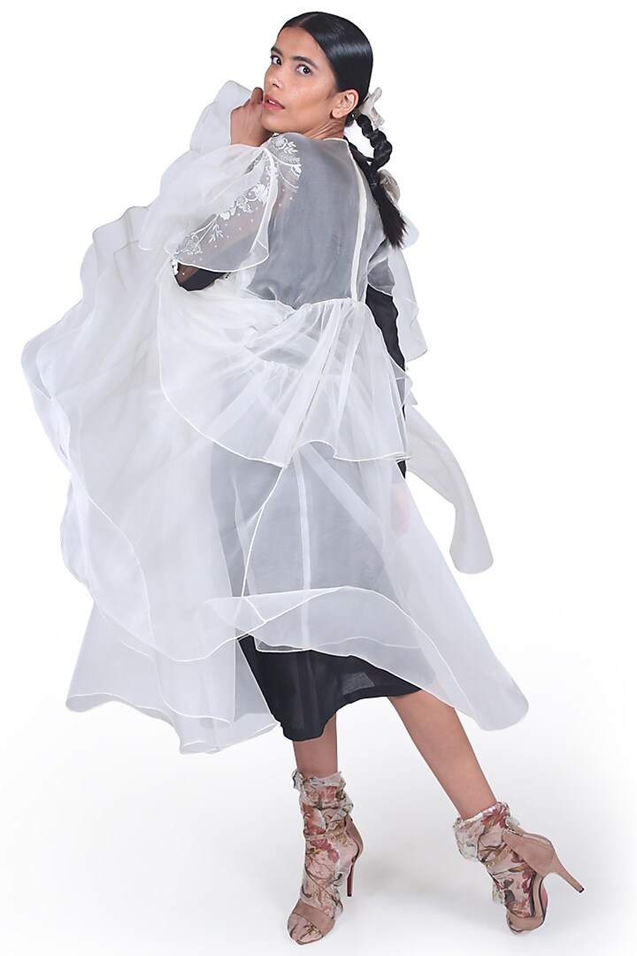 Off White Embroidered Party Wear Dress by Samant Chauhan at Pernia's Pop Up Shop