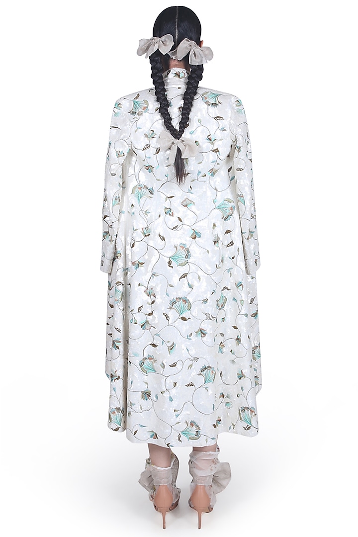 Off White Embroidered Jacket Set by Samant Chauhan at Pernia's Pop Up Shop