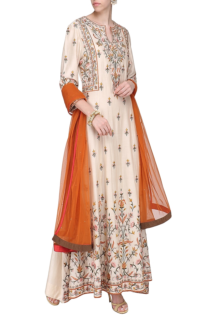 Cream embroidered anarkali gown set available only at Pernia's Pop Up Shop.