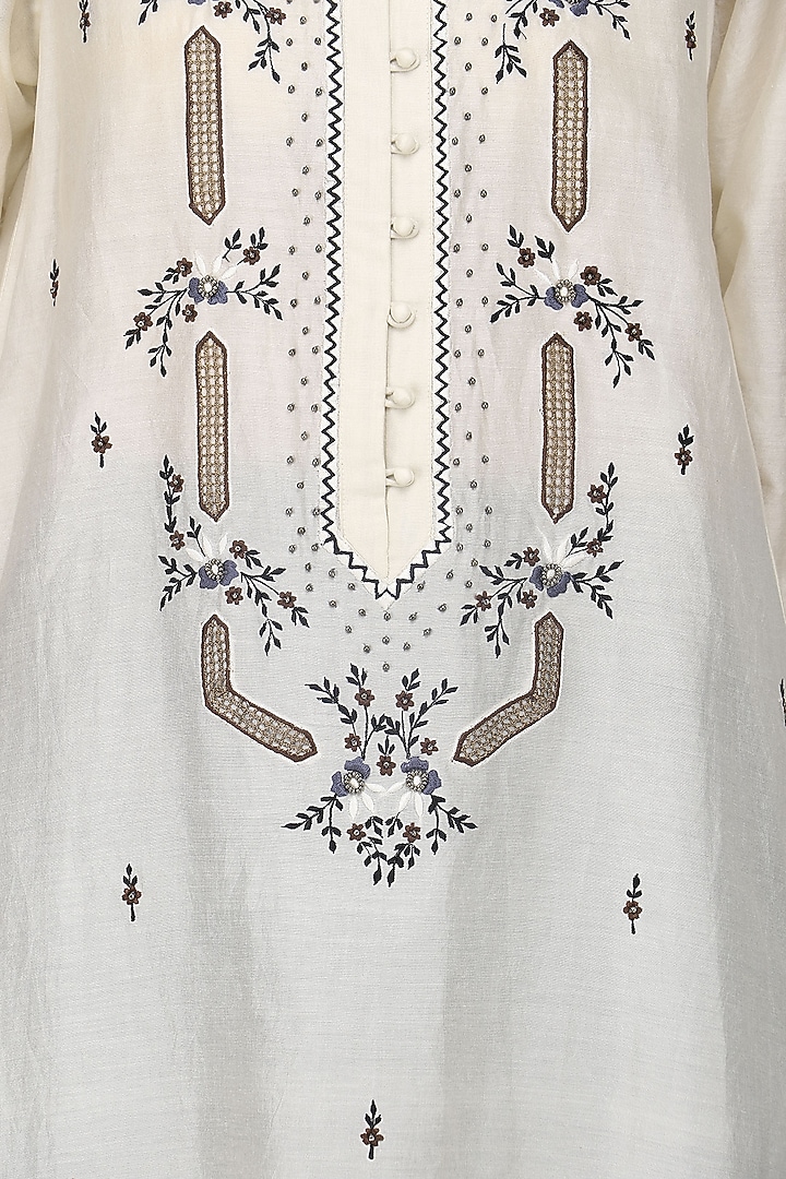 Off white zari embroidered kurta with churidar pants available only at Pernia's Pop Up Shop.