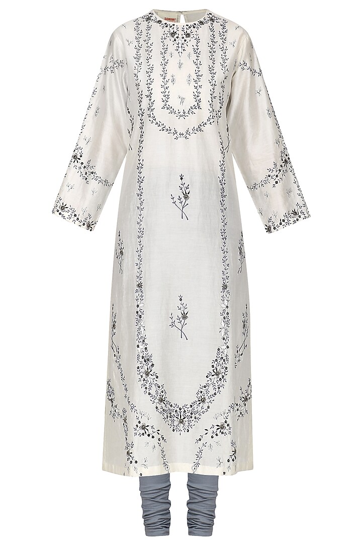 Off white zari embellished kurta with churidar pants available only at Pernia's Pop Up Shop.