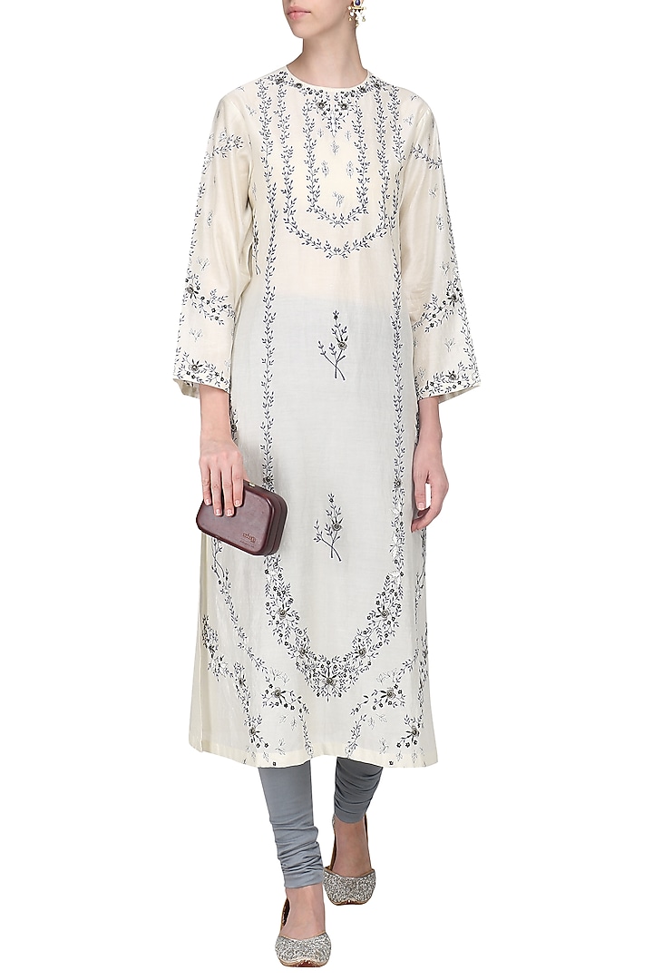 Off white zari embellished kurta with churidar pants available only at Pernia's Pop Up Shop.