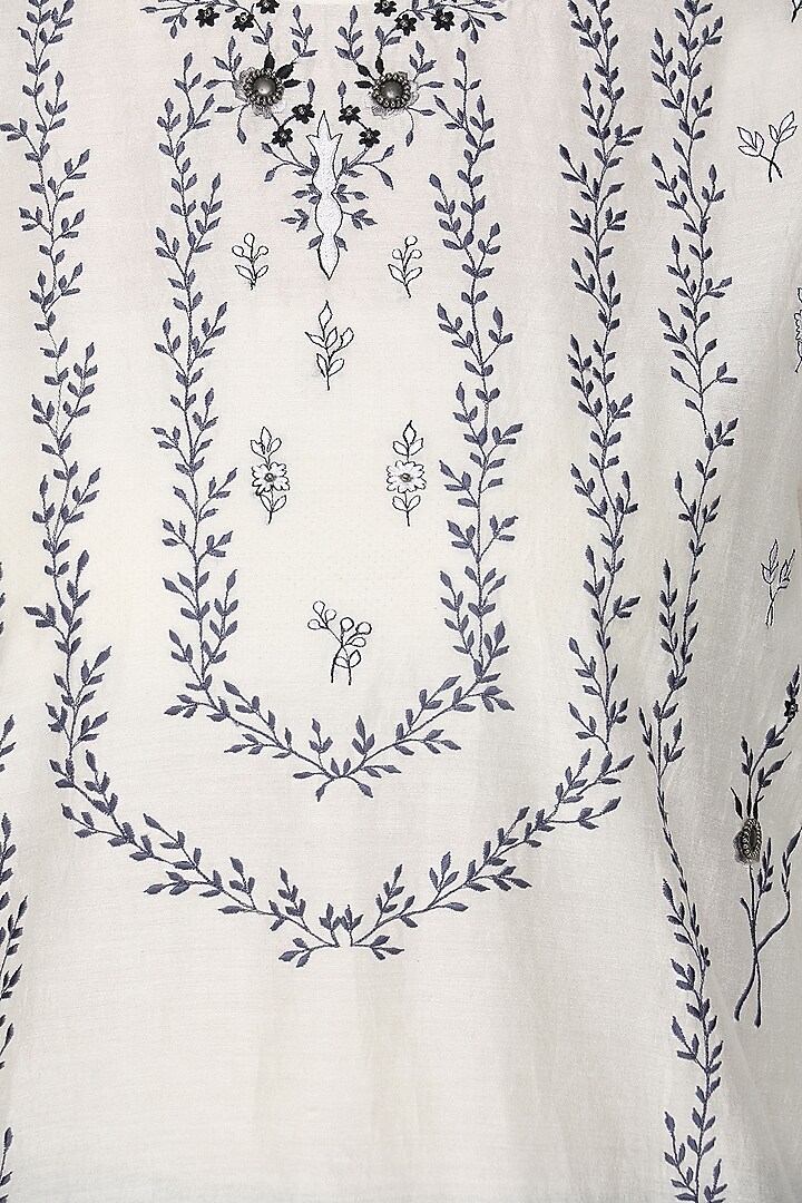 Off white zari embellished kurta with churidar pants available only at Pernia's Pop Up Shop.