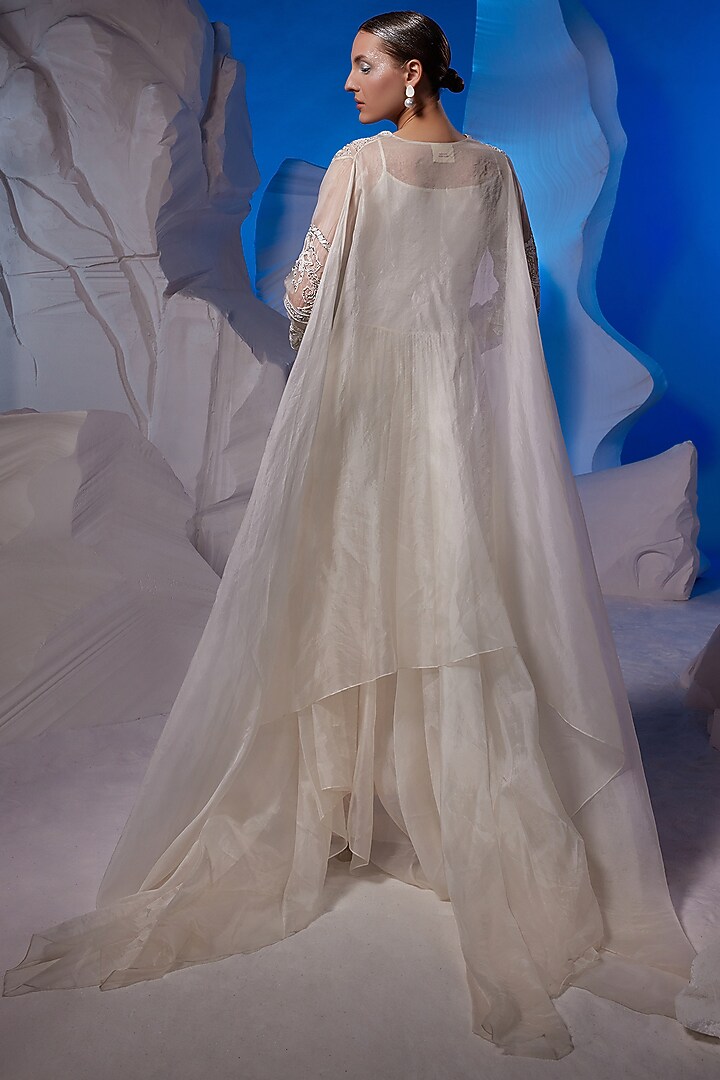 Ivory Organza Silk Embroidered Kurta by Samant Chauhan at Pernia's Pop Up Shop