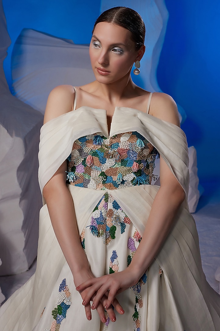 Ivory Organza Silk & Fine Cotton Bridal Gown by Samant Chauhan at Pernia's Pop Up Shop