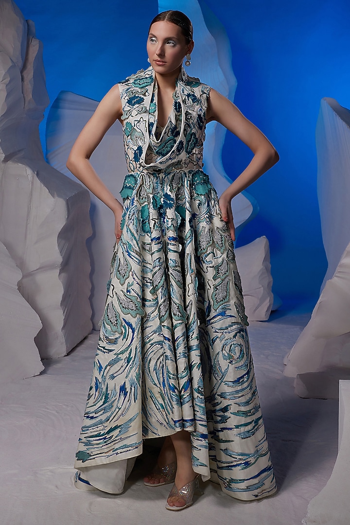 Ivory Cotton Silk Bridal Gown by Samant Chauhan at Pernia's Pop Up Shop