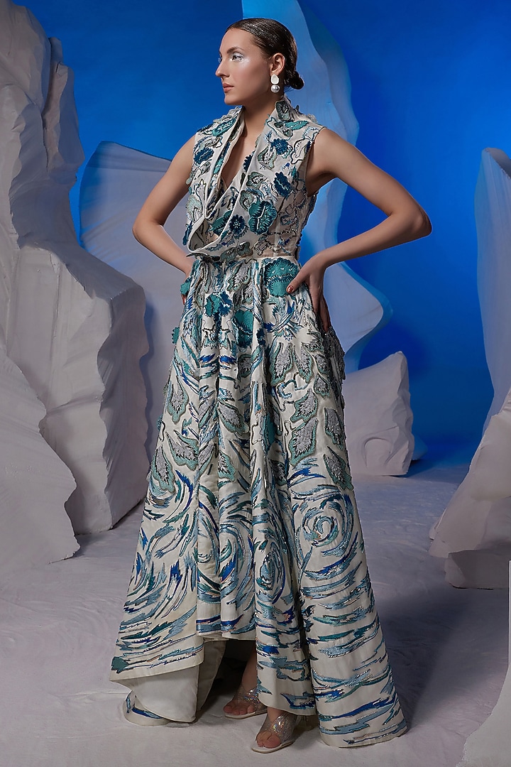 Ivory Cotton Silk Bridal Gown by Samant Chauhan at Pernia's Pop Up Shop