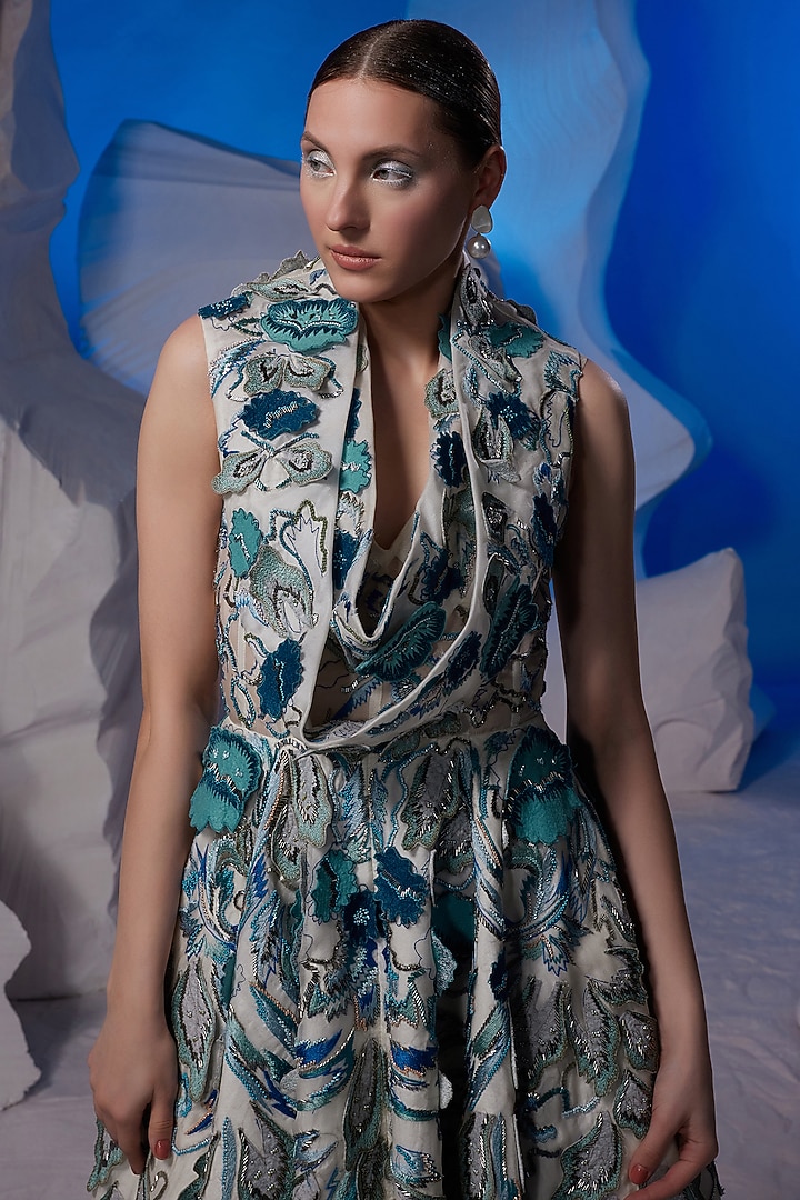 Ivory Cotton Silk Bridal Gown by Samant Chauhan at Pernia's Pop Up Shop