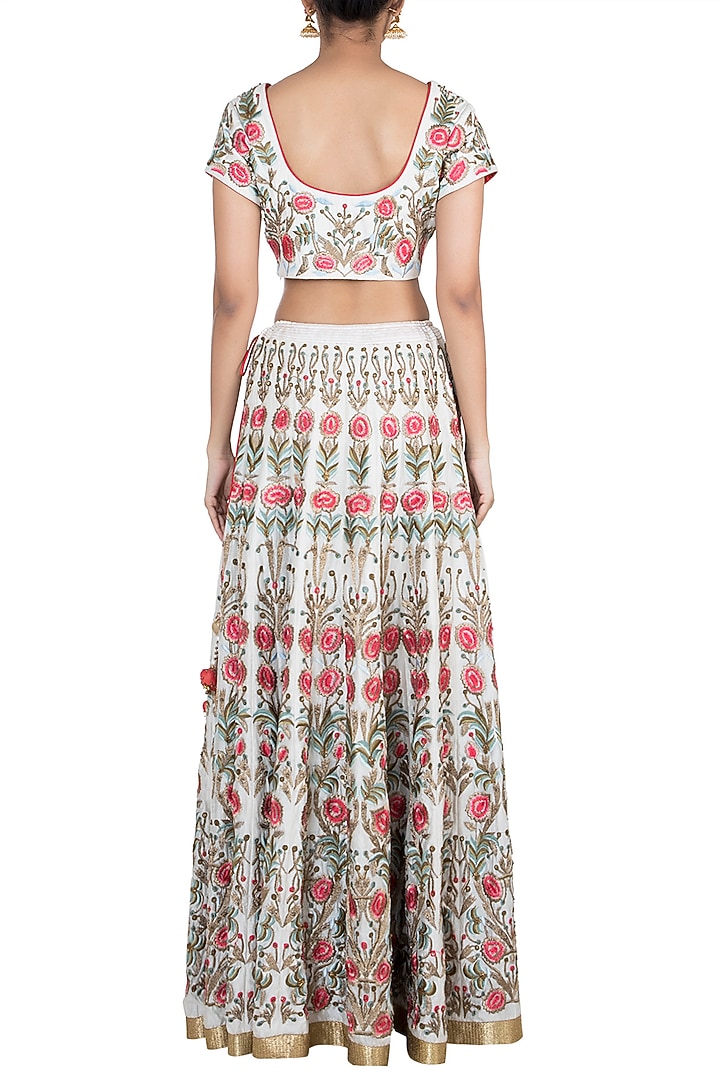Off White Embroidered Bridal Lehenga Set by Samant Chauhan at Pernia's Pop Up Shop