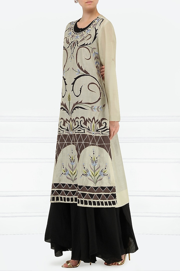 Black and grey multi-colour embroidered layered kurta available only at Pernia's Pop Up Shop.