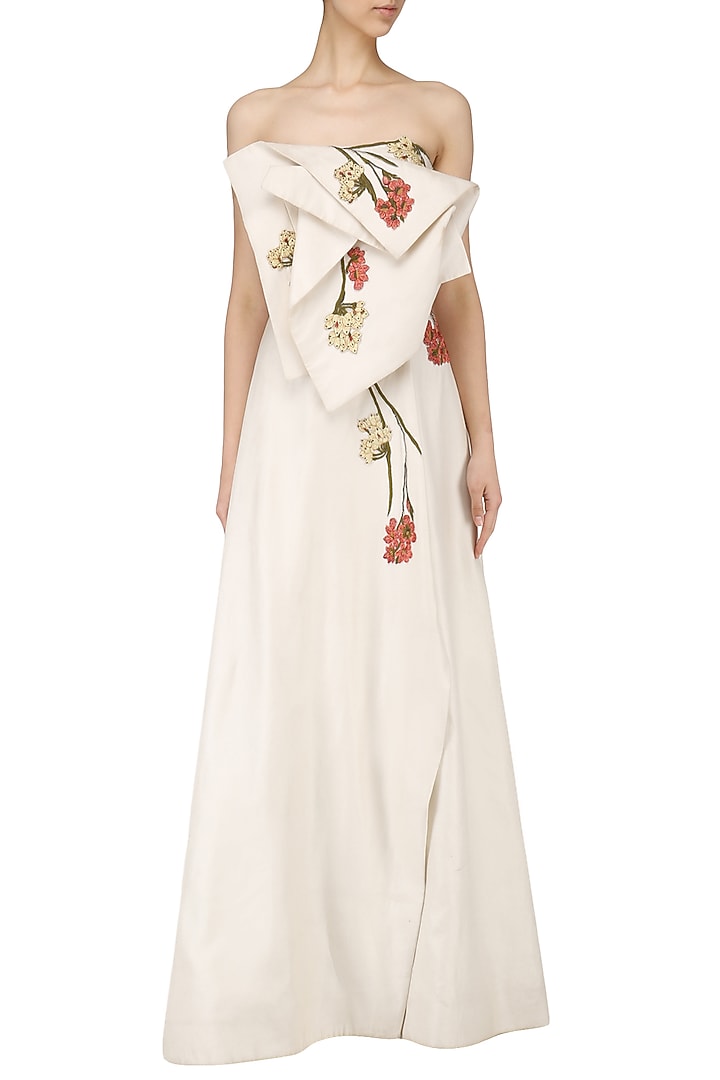 Off white layered peplum gown available only at Pernia's Pop Up Shop.