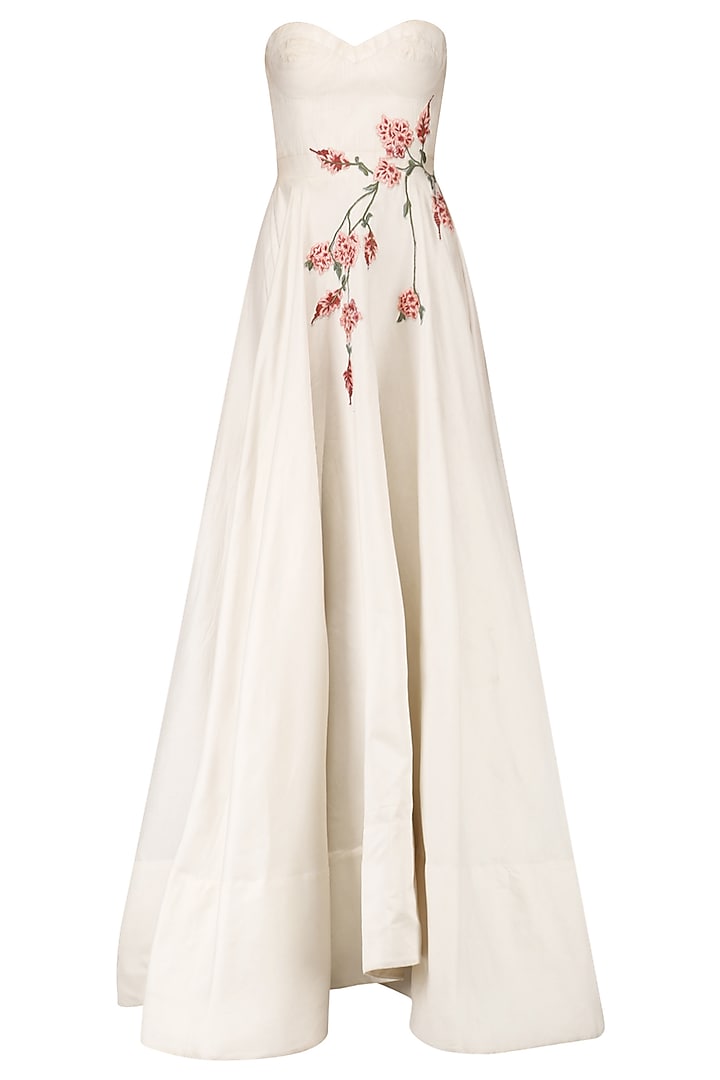 Off white embroidered off shoulder gown available only at Pernia's Pop Up Shop.