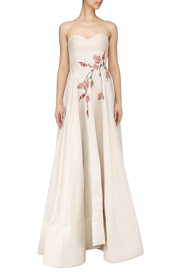 Off white embroidered off shoulder gown available only at Pernia's Pop Up Shop.