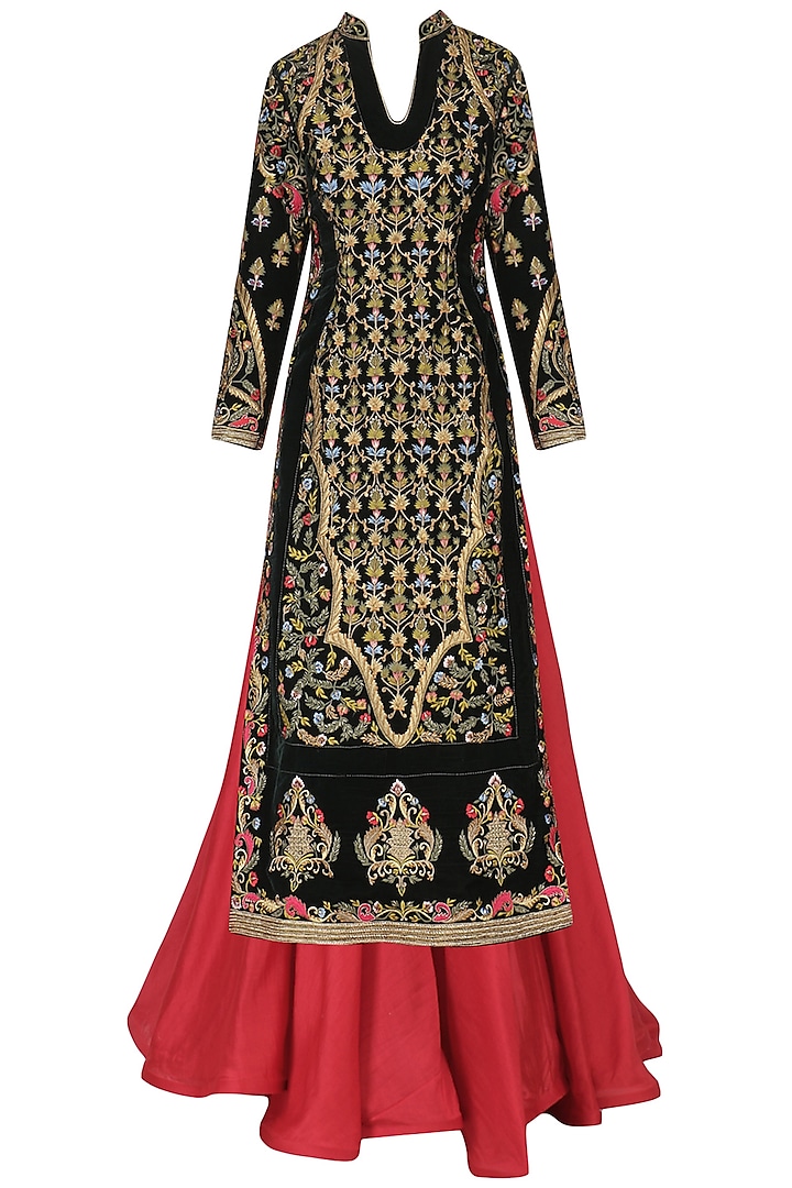 Green and Red Embroidered Kurta Set by Samant Chauhan