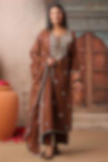 Chocolate Brown Cotton Mulmul Embroidered Kurta Set by Scakhi Luxe at Pernia's Pop Up Shop