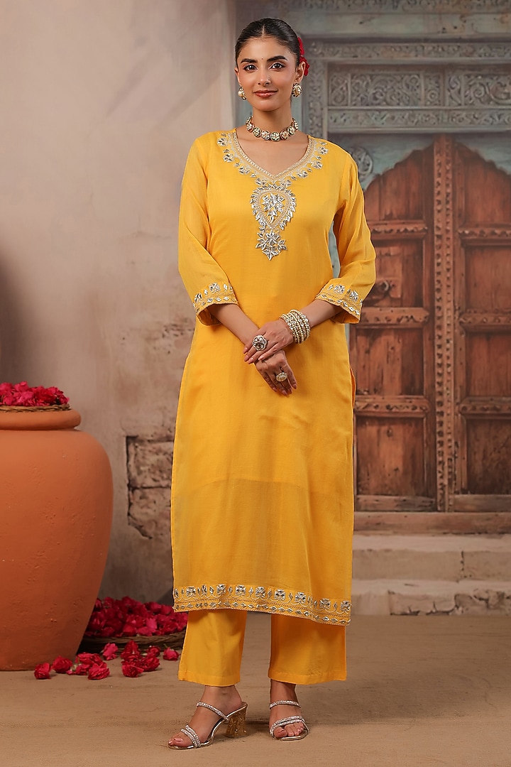 Mango Yellow Cotton Mulmul Gota Work Straight Kurta Set by Scakhi Luxe at Pernia's Pop Up Shop