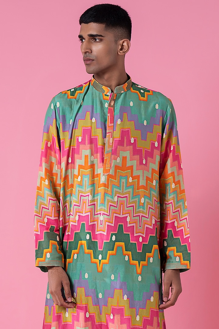 Multi-Colored Chanderi Chevron Printed Kurta Set by Siddhartha Bansal Men at Pernia's Pop Up Shop