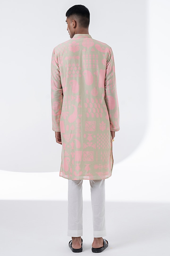 Powder Pink & Lavender Chanderi Printed Kurta Set by Siddhartha Bansal Men at Pernia's Pop Up Shop